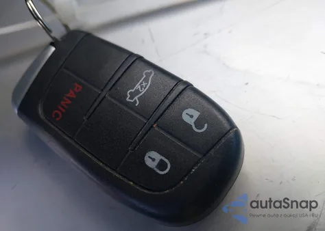 2015 Chrysler 200 Limited из США, поврежденный, VIN 1C3CCCAB5FN574552